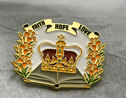 Hope, faith & love pin badge.