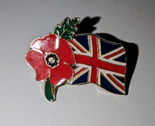 Union jack poppy pin badge