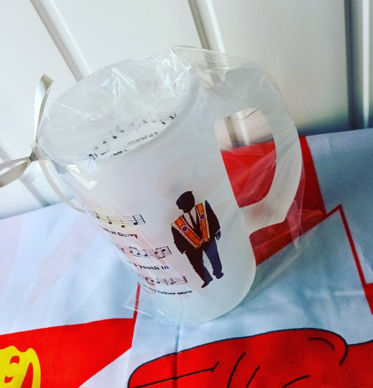 The Sash pint glass