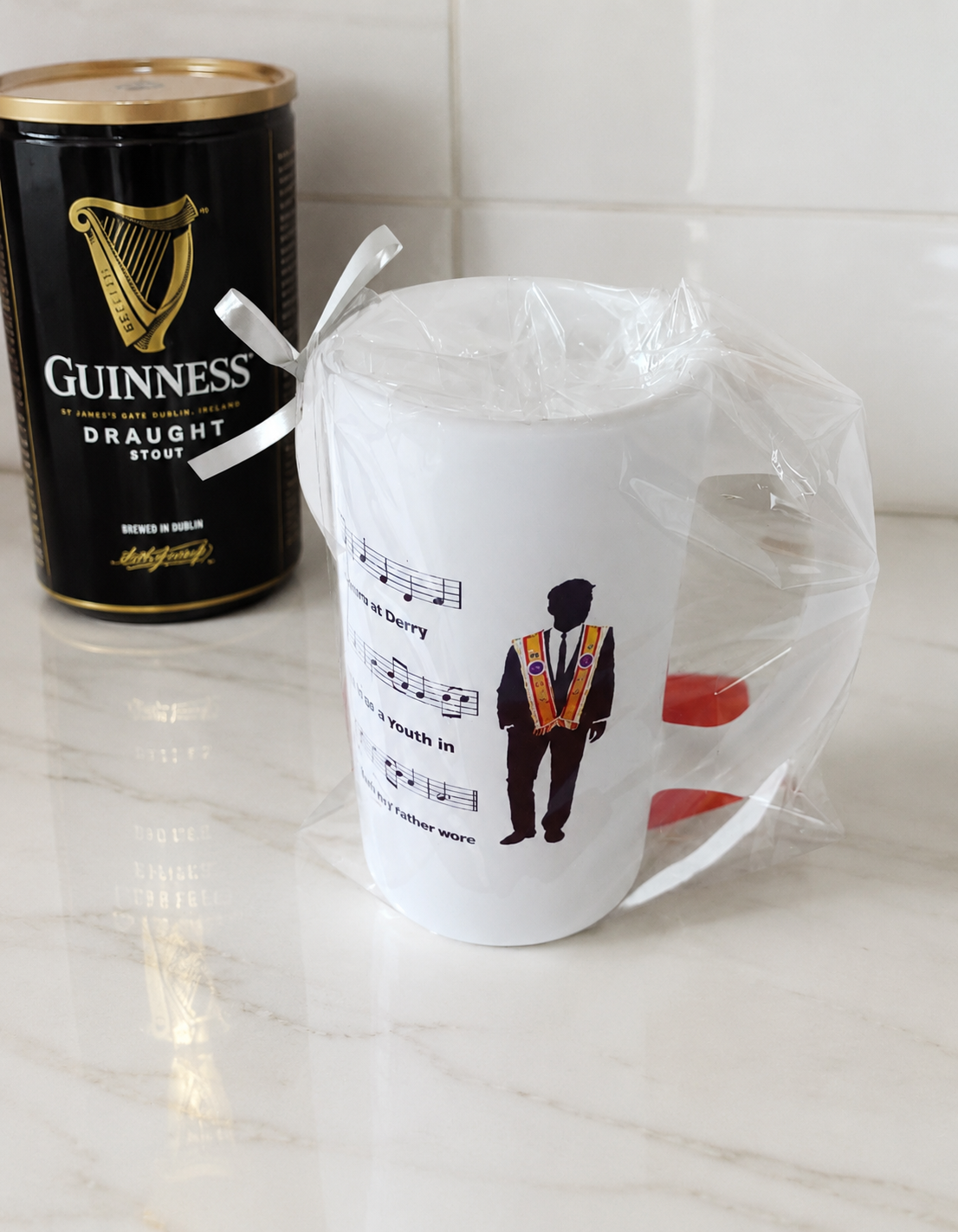 The Sash Pint Glass
