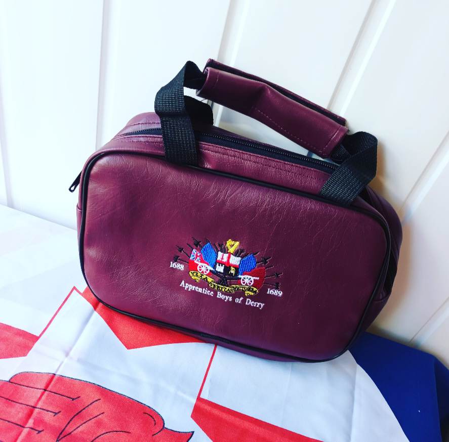 Apprentice Boys Collarette Bag